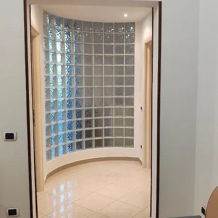 Corso Savoia Apartment *